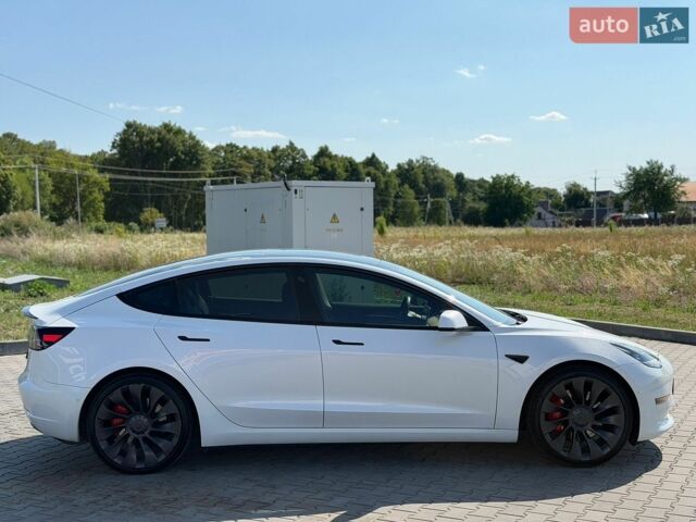 Білий Тесла Модель 3, об'ємом двигуна 0 л та пробігом 118 тис. км за 24900 $, фото 16 на Automoto.ua