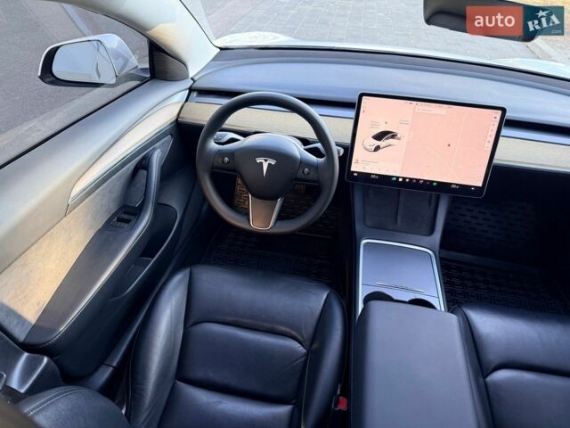 Білий Тесла Модель 3, об'ємом двигуна 0 л та пробігом 183 тис. км за 14750 $, фото 54 на Automoto.ua