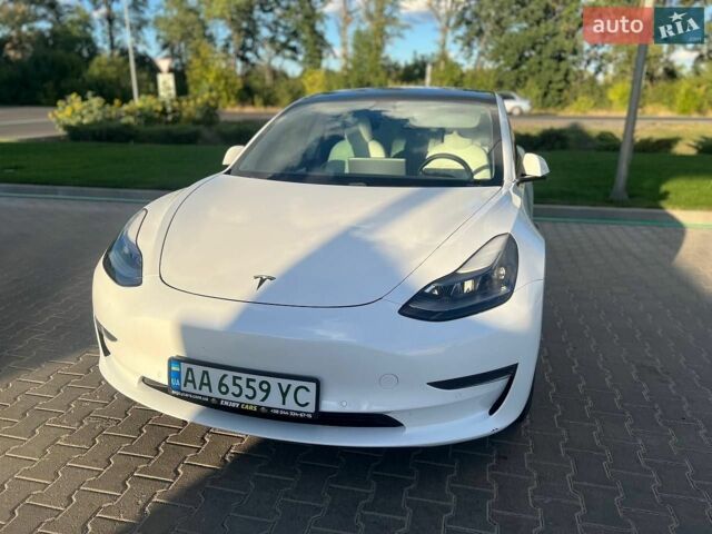 Белый Тесла Модель 3, объемом двигателя 0 л и пробегом 129 тыс. км за 17900 $, фото 10 на Automoto.ua