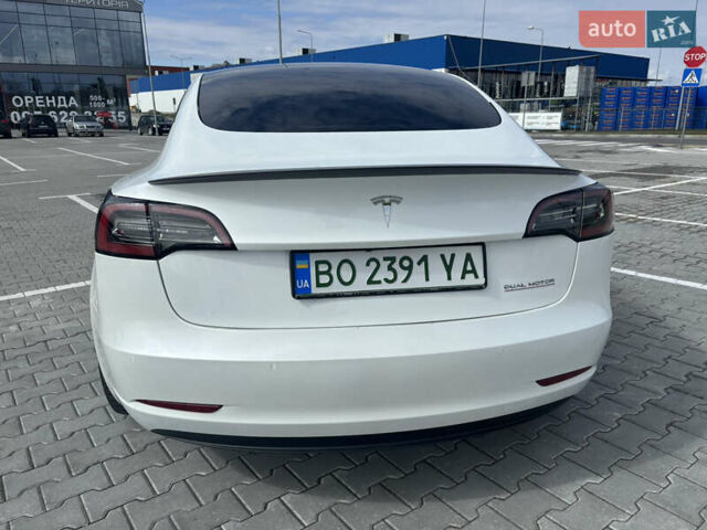Білий Тесла Модель 3, об'ємом двигуна 0 л та пробігом 85 тис. км за 23999 $, фото 22 на Automoto.ua