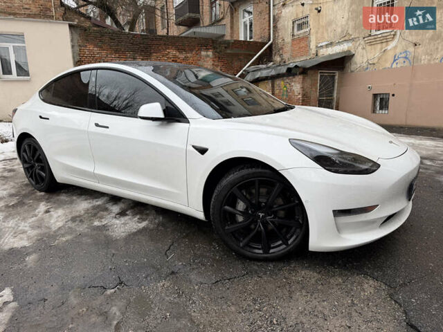 Білий Тесла Модель 3, об'ємом двигуна 0 л та пробігом 64 тис. км за 19900 $, фото 8 на Automoto.ua