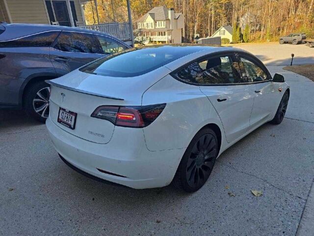 Білий Тесла Модель 3, об'ємом двигуна 0 л та пробігом 97 тис. км за 15500 $, фото 9 на Automoto.ua