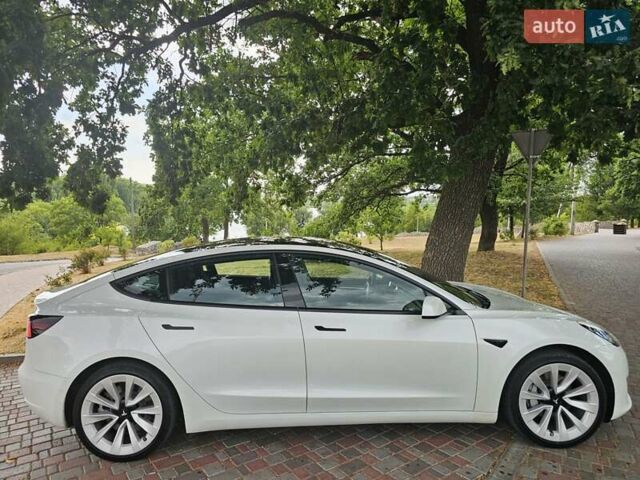 Тесла Модель 3 2021 в Кропивницком (Кировограде) на Automoto.ua Белый Тесла Модель 3, объемом двигателя 0 л и пробегом 20 тыс. км за 29500 $, фото 18 на Automoto.ua