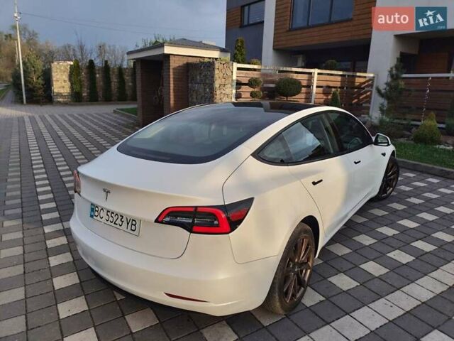 Белый Тесла Модель 3, объемом двигателя 0 л и пробегом 105 тыс. км за 16950 $, фото 16 на Automoto.ua