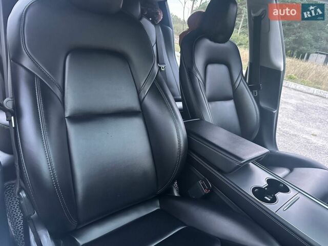 Белый Тесла Модель 3, объемом двигателя 0 л и пробегом 98 тыс. км за 18750 $, фото 25 на Automoto.ua