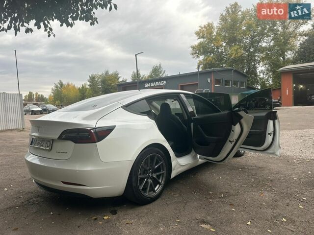 Білий Тесла Модель 3, об'ємом двигуна 0 л та пробігом 200 тис. км за 18000 $, фото 18 на Automoto.ua