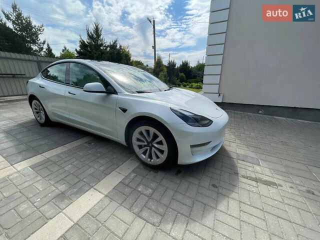 Белый Тесла Модель 3, объемом двигателя 0 л и пробегом 95 тыс. км за 18000 $, фото 5 на Automoto.ua