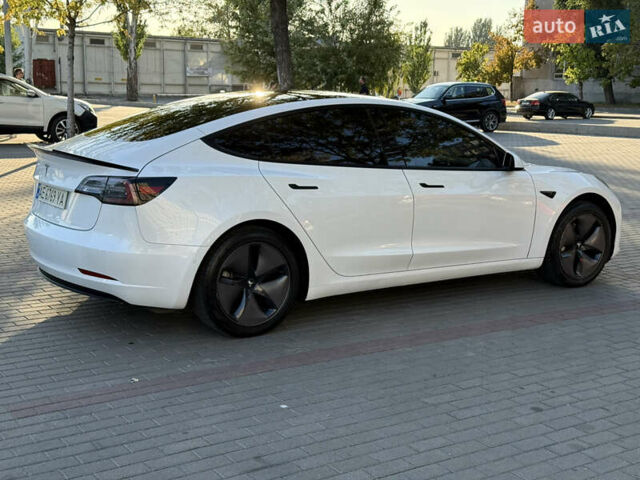 Білий Тесла Модель 3, об'ємом двигуна 0 л та пробігом 188 тис. км за 16500 $, фото 6 на Automoto.ua