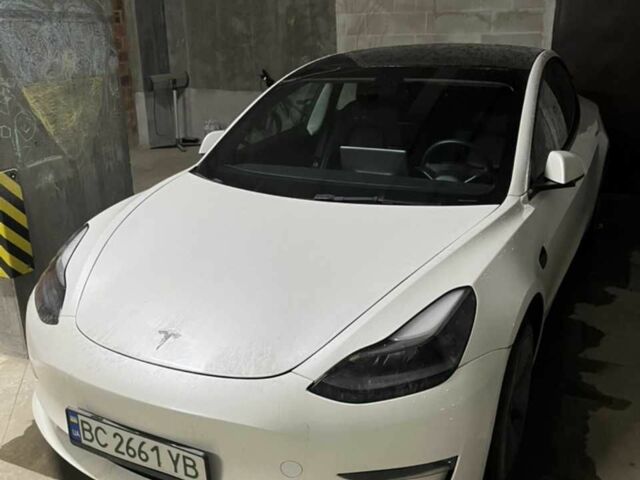 Белый Тесла Модель 3, объемом двигателя 0 л и пробегом 122 тыс. км за 19499 $, фото 2 на Automoto.ua