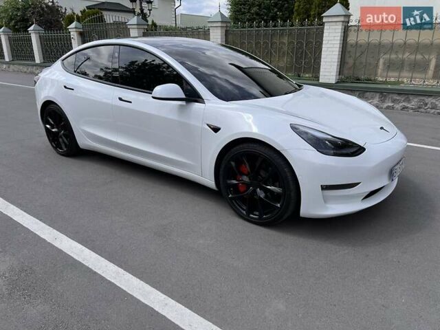 Білий Тесла Модель 3, об'ємом двигуна 0 л та пробігом 62 тис. км за 22500 $, фото 5 на Automoto.ua