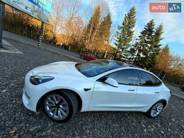 Білий Тесла Модель 3, об'ємом двигуна 0 л та пробігом 100 тис. км за 20799 $, фото 3 на Automoto.ua