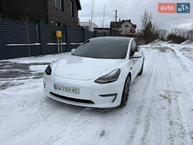 Белый Тесла Модель 3, объемом двигателя 0 л и пробегом 48 тыс. км за 22000 $, фото 11 на Automoto.ua