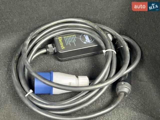 Білий Тесла Модель 3, об'ємом двигуна 0 л та пробігом 84 тис. км за 18900 $, фото 23 на Automoto.ua