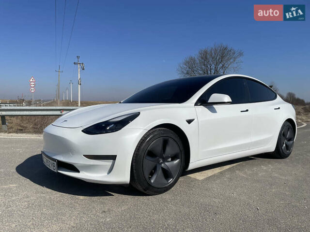 Белый Тесла Модель 3, объемом двигателя 0 л и пробегом 53 тыс. км за 21200 $, фото 23 на Automoto.ua