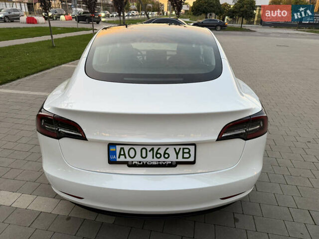 Білий Тесла Модель 3, об'ємом двигуна 0 л та пробігом 79 тис. км за 22300 $, фото 7 на Automoto.ua