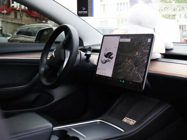 Белый Тесла Модель 3, объемом двигателя 0 л и пробегом 35 тыс. км за 21000 $, фото 57 на Automoto.ua