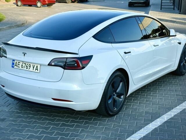Белый Тесла Модель 3, объемом двигателя 0 л и пробегом 188 тыс. км за 16999 $, фото 8 на Automoto.ua