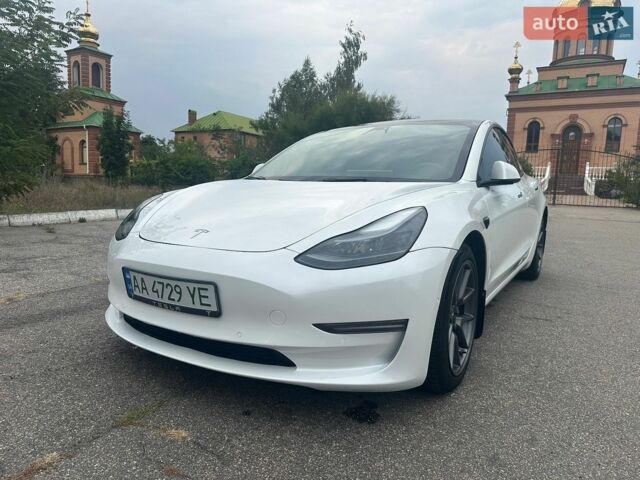 Белый Тесла Модель 3, объемом двигателя 0 л и пробегом 98 тыс. км за 18750 $, фото 11 на Automoto.ua