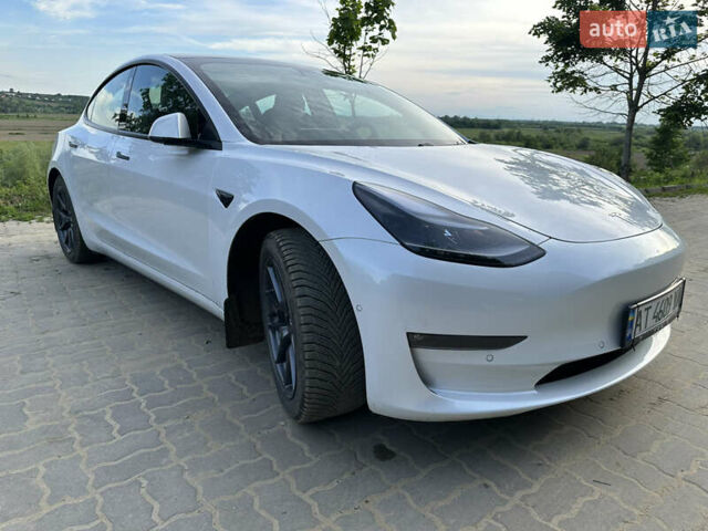 Белый Тесла Модель 3, объемом двигателя 0 л и пробегом 126 тыс. км за 15000 $, фото 7 на Automoto.ua