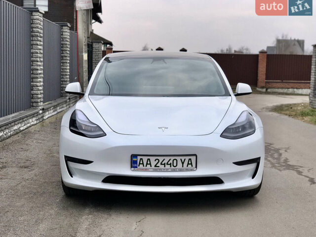 Білий Тесла Модель 3, об'ємом двигуна 0 л та пробігом 3 тис. км за 22000 $, фото 3 на Automoto.ua
