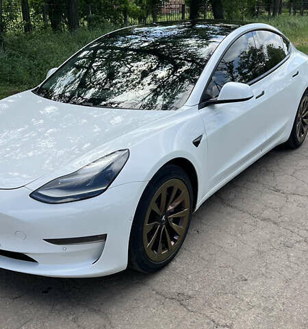Белый Тесла Модель 3, объемом двигателя 0 л и пробегом 95 тыс. км за 16400 $, фото 12 на Automoto.ua