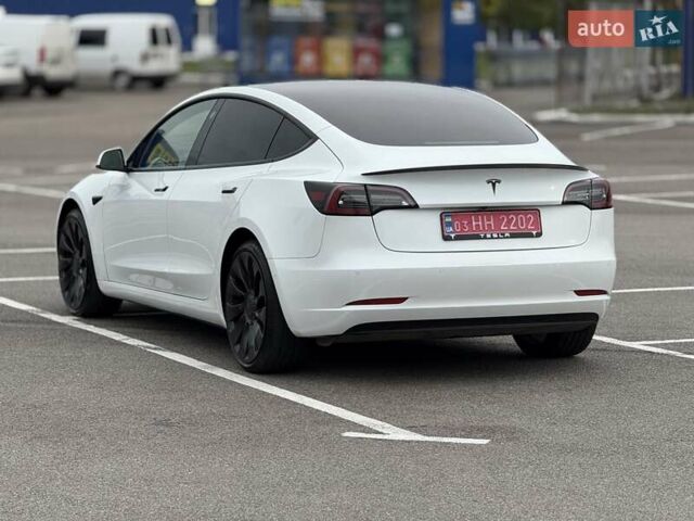 Білий Тесла Модель 3, об'ємом двигуна 0 л та пробігом 129 тис. км за 23500 $, фото 10 на Automoto.ua