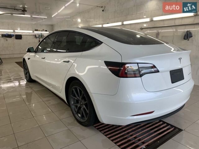 Белый Тесла Модель 3, объемом двигателя 0 л и пробегом 163 тыс. км за 23000 $, фото 8 на Automoto.ua