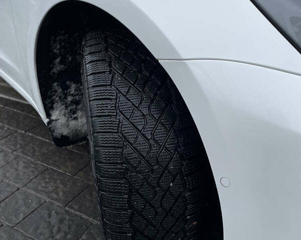 Белый Тесла Модель 3, объемом двигателя 0 л и пробегом 145 тыс. км за 20500 $, фото 24 на Automoto.ua