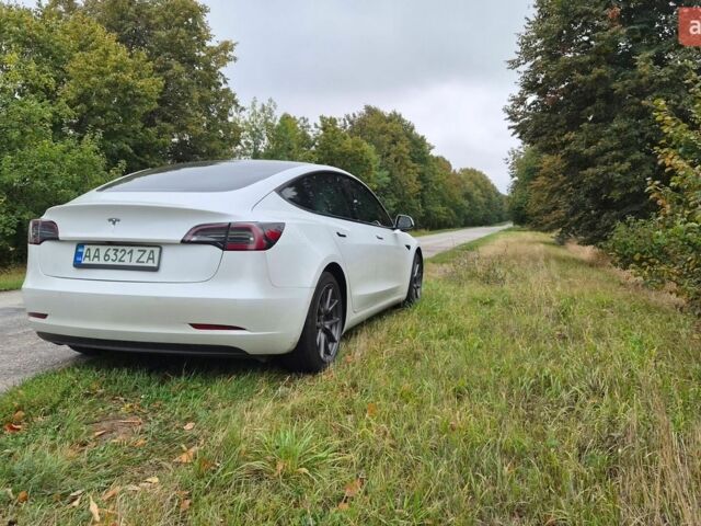 Белый Тесла Модель 3, объемом двигателя 0 л и пробегом 98 тыс. км за 17900 $, фото 4 на Automoto.ua