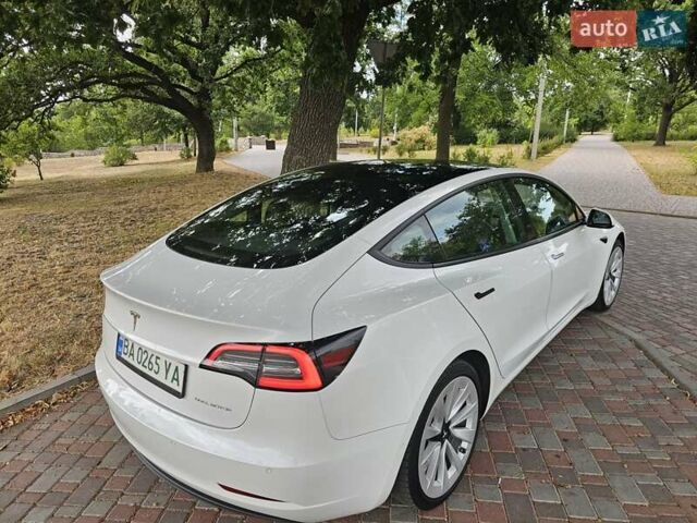 Тесла Модель 3 2021 в Кропивницком (Кировограде) на Automoto.ua Белый Тесла Модель 3, объемом двигателя 0 л и пробегом 20 тыс. км за 29500 $, фото 9 на Automoto.ua