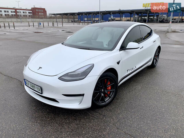 Белый Тесла Модель 3, объемом двигателя 0 л и пробегом 20 тыс. км за 22900 $, фото 3 на Automoto.ua