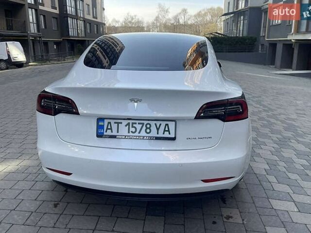 Белый Тесла Модель 3, объемом двигателя 0 л и пробегом 65 тыс. км за 14800 $, фото 9 на Automoto.ua