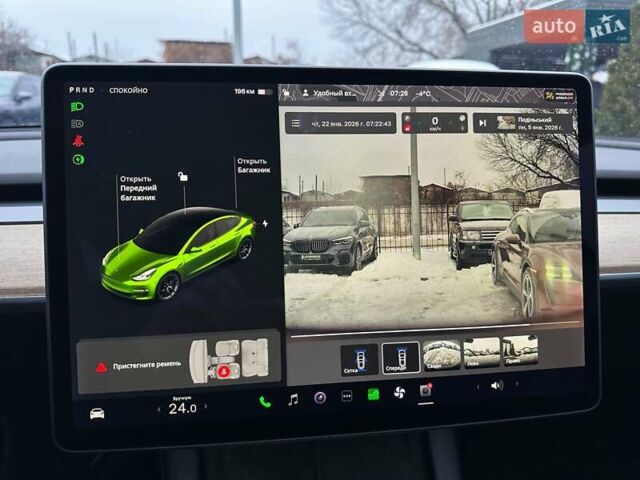 Белый Тесла Модель 3, объемом двигателя 0 л и пробегом 37 тыс. км за 17999 $, фото 36 на Automoto.ua