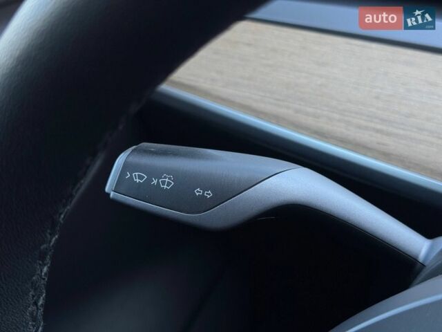 Білий Тесла Модель 3, об'ємом двигуна 0 л та пробігом 185 тис. км за 16500 $, фото 38 на Automoto.ua