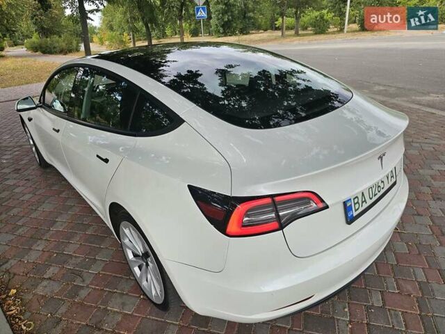 Тесла Модель 3 2021 в Кропивницком (Кировограде) на Automoto.ua Белый Тесла Модель 3, объемом двигателя 0 л и пробегом 20 тыс. км за 29500 $, фото 11 на Automoto.ua