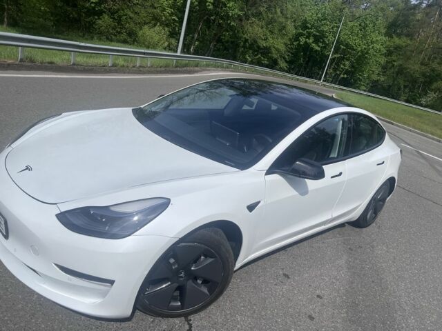 Белый Тесла Модель 3, объемом двигателя 0 л и пробегом 95 тыс. км за 17900 $, фото 2 на Automoto.ua