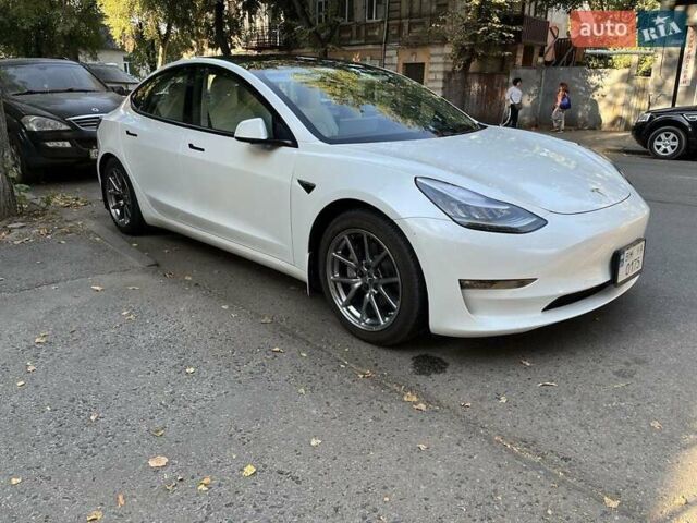Білий Тесла Модель 3, об'ємом двигуна 0 л та пробігом 60 тис. км за 19900 $, фото 7 на Automoto.ua