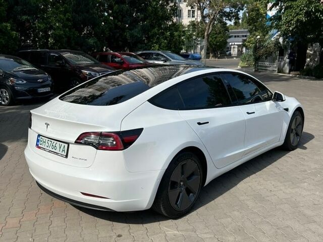 Білий Тесла Модель 3, об'ємом двигуна 0 л та пробігом 100 тис. км за 17900 $, фото 8 на Automoto.ua