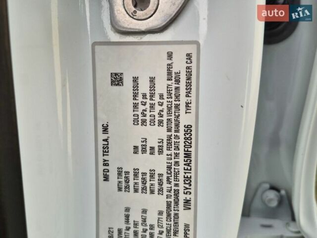Білий Тесла Модель 3, об'ємом двигуна 0 л та пробігом 91 тис. км за 17700 $, фото 7 на Automoto.ua