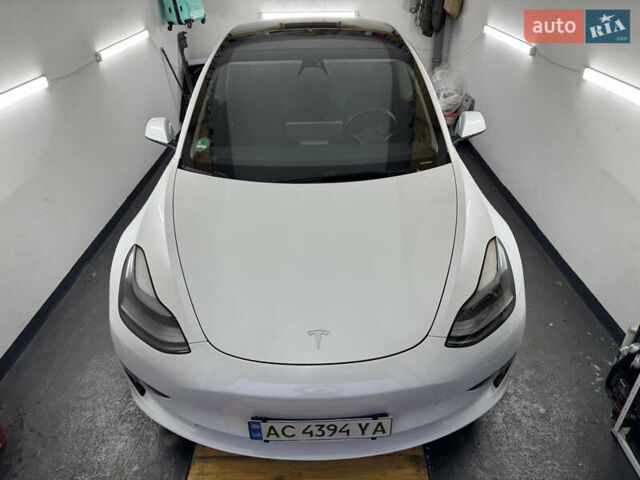 Белый Тесла Модель 3, объемом двигателя 0 л и пробегом 45 тыс. км за 29000 $, фото 21 на Automoto.ua