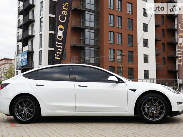 Белый Тесла Модель 3, объемом двигателя 0 л и пробегом 35 тыс. км за 21000 $, фото 3 на Automoto.ua