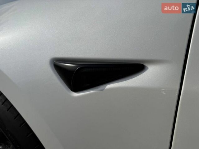 Білий Тесла Модель 3, об'ємом двигуна 0 л та пробігом 108 тис. км за 22999 $, фото 43 на Automoto.ua