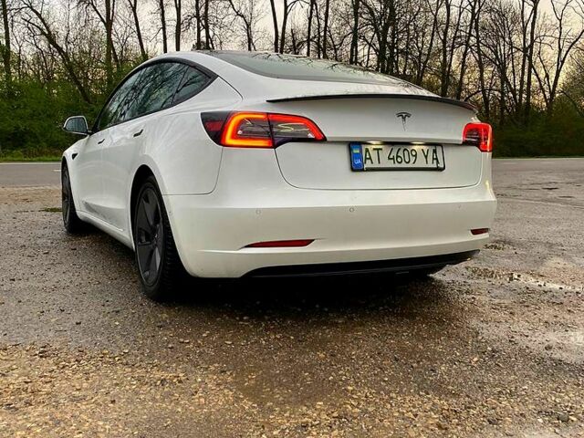 Білий Тесла Модель 3, об'ємом двигуна 0 л та пробігом 120 тис. км за 16500 $, фото 5 на Automoto.ua