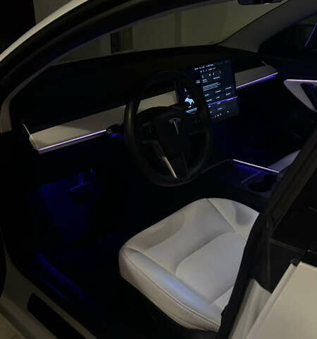 Тесла Модель 3 2021 у Києві на Automoto.ua Білий Тесла Модель 3, об'ємом двигуна 0 л та пробігом 78 тис. км за 22500 $, фото 7 на Automoto.ua