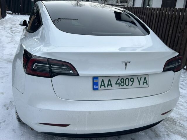 Білий Тесла Модель 3, об'ємом двигуна 0 л та пробігом 59 тис. км за 19700 $, фото 8 на Automoto.ua