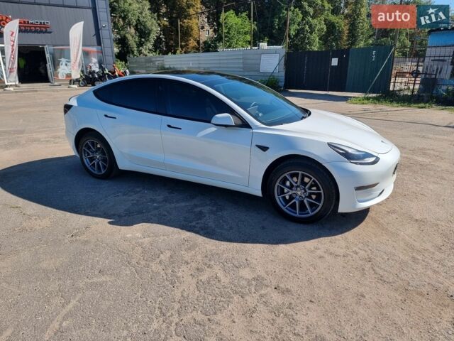 Белый Тесла Модель 3, объемом двигателя 0 л и пробегом 225 тыс. км за 15999 $, фото 5 на Automoto.ua