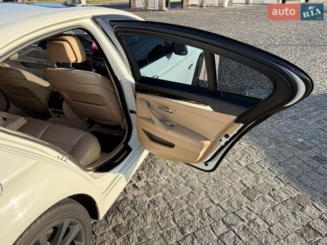 Белый Тесла Модель 3, объемом двигателя 0 л и пробегом 80 тыс. км за 16500 $, фото 15 на Automoto.ua