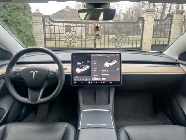 Белый Тесла Модель 3, объемом двигателя 0 л и пробегом 59 тыс. км за 17500 $, фото 1 на Automoto.ua