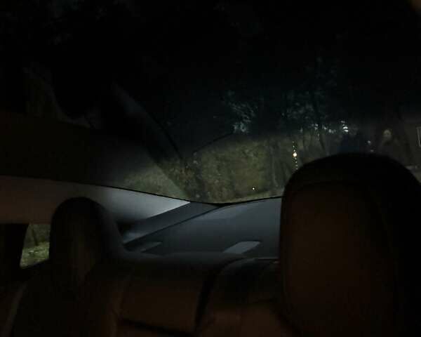 Тесла Модель 3 2021 у Києві на Automoto.ua Білий Тесла Модель 3, об'ємом двигуна 0 л та пробігом 105 тис. км за 19500 $, фото 15 на Automoto.ua