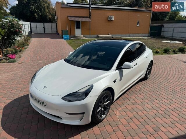 Белый Тесла Модель 3, объемом двигателя 0 л и пробегом 187 тыс. км за 15700 $, фото 9 на Automoto.ua